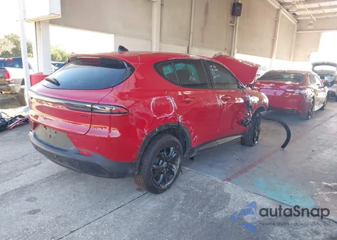 2024 Dodge Hornet Gt from USA, damaged, VIN ZACNDFAN3R3A35055